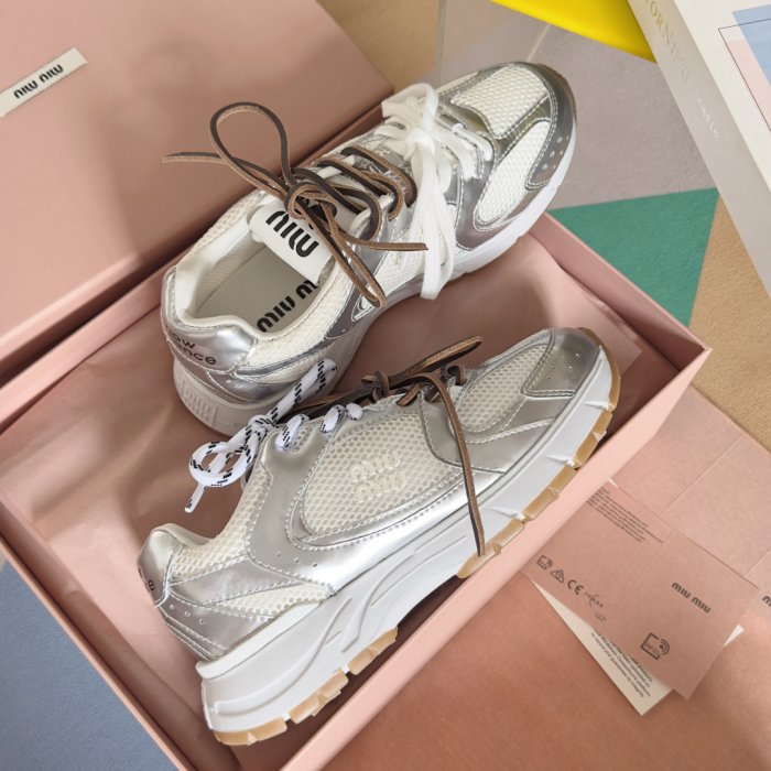 Кроссовки фото 4