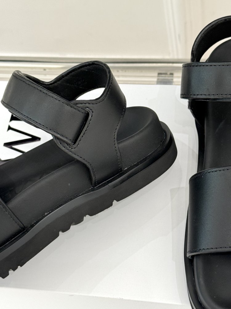 Сандалии женские фото 6