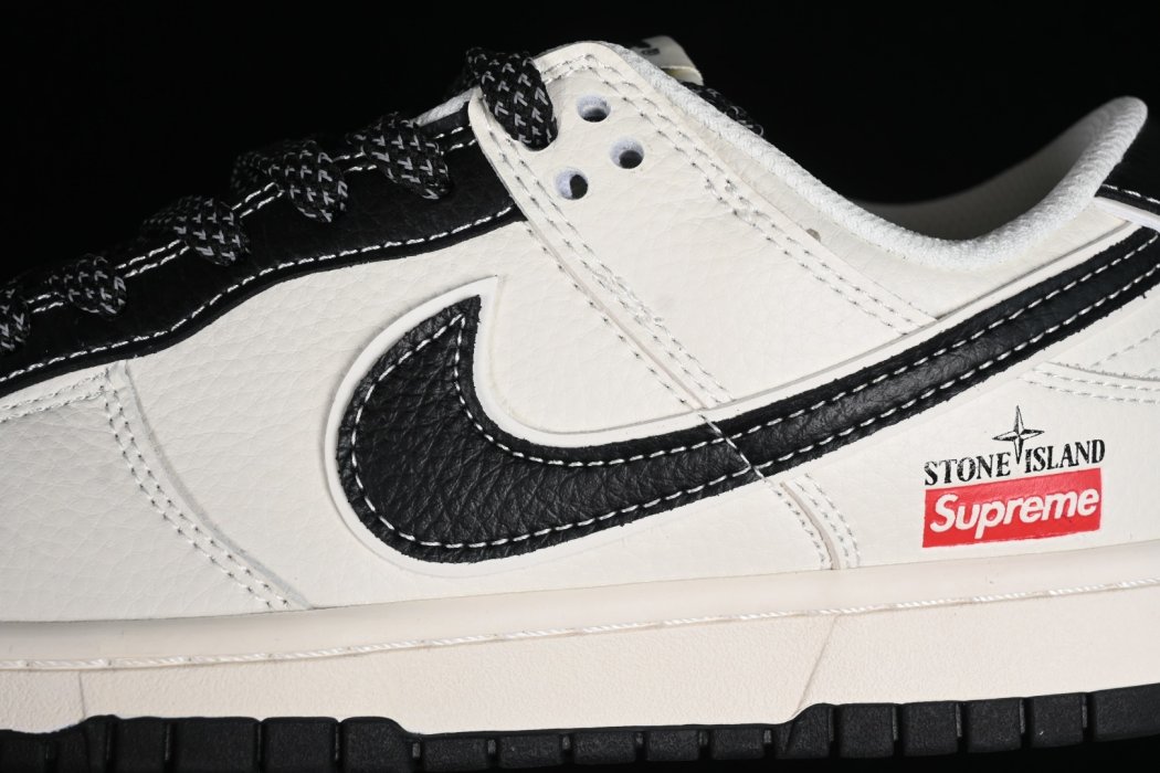 Sneakers Supreme x Nk SB Dunk Low фото 10