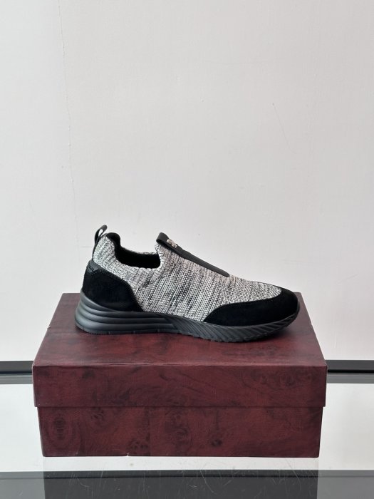 Кроссовки фото 7