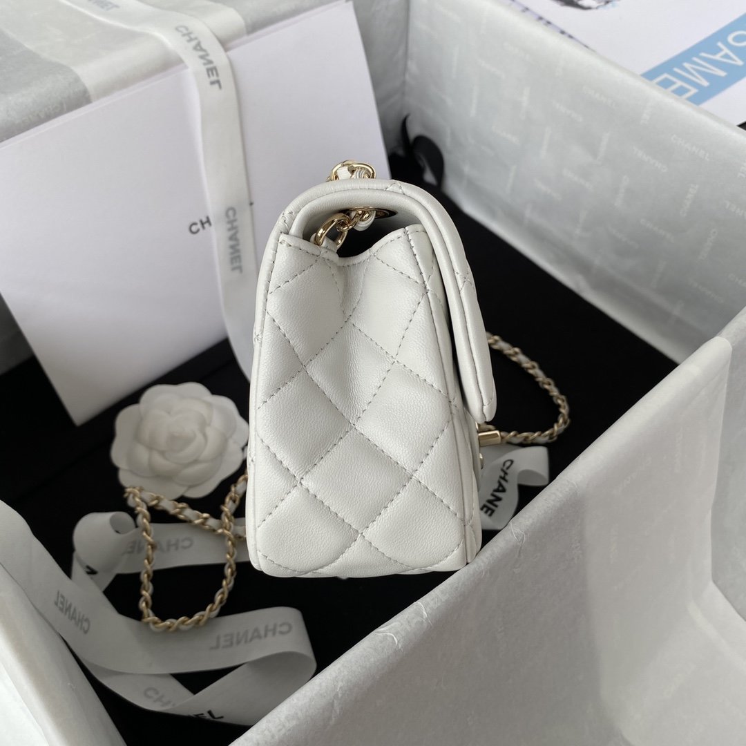 Сумка Chanel Flap Bag Lambskin Gold 15 см фото 5