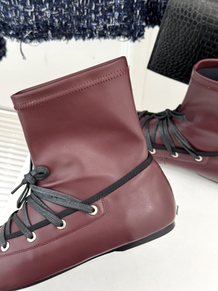 Ботинки женские фото 6