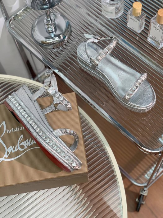 Сандалии женские фото 5