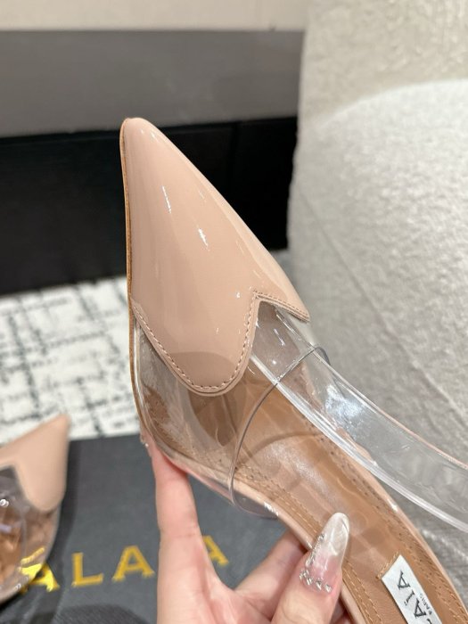 Босоножки фото 6