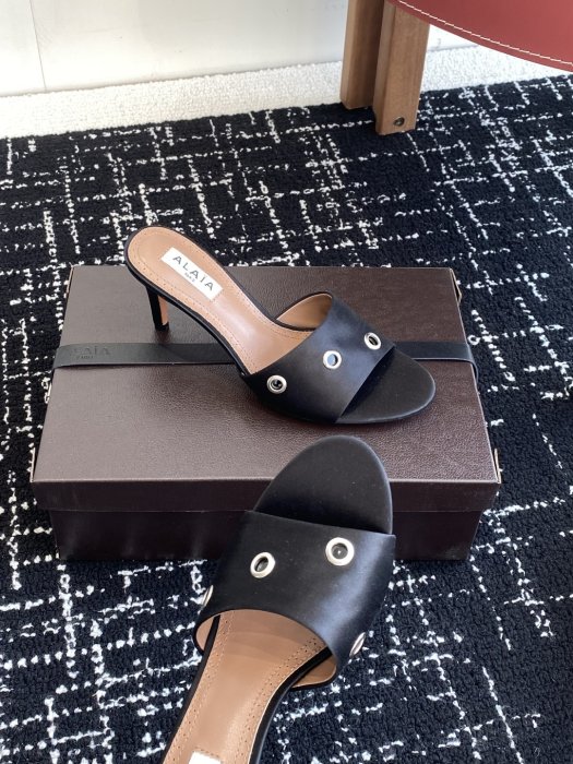 Босоножки фото 6