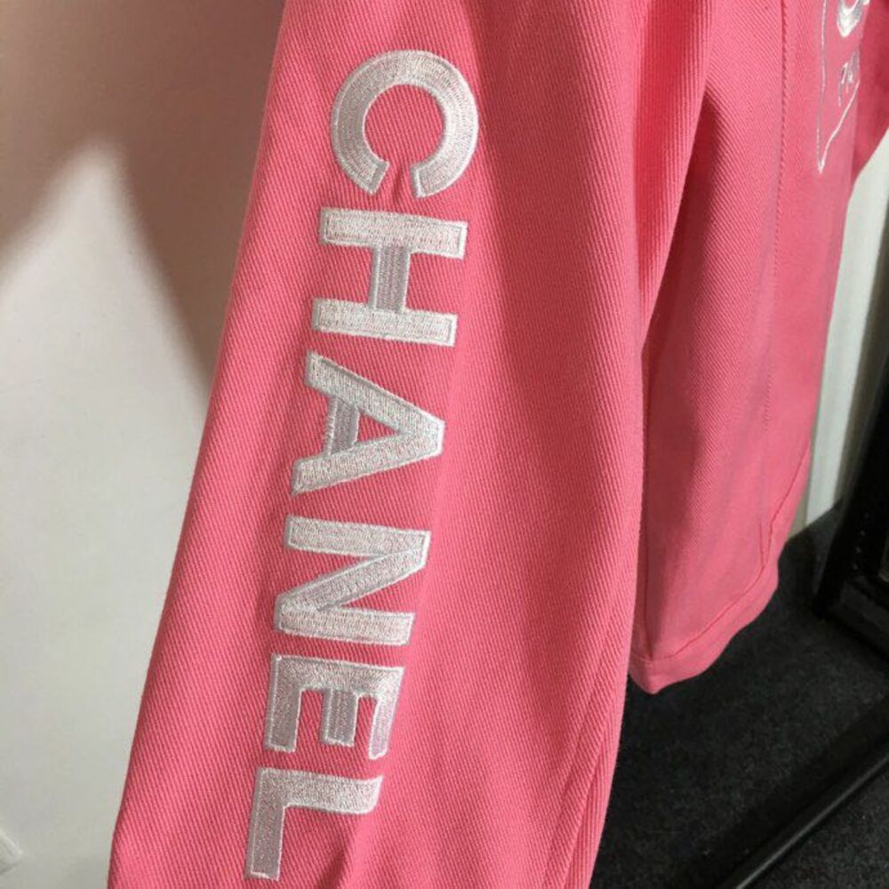 Джинсовая куртка женская, розовая фото 4