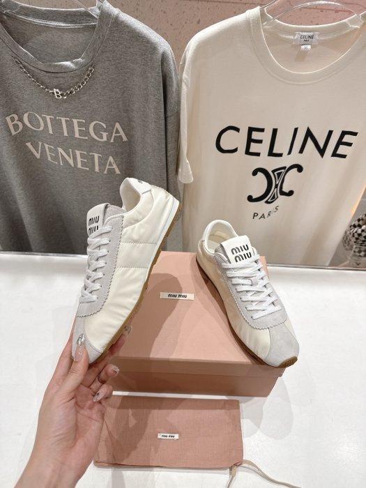 Кроссовки фото 4