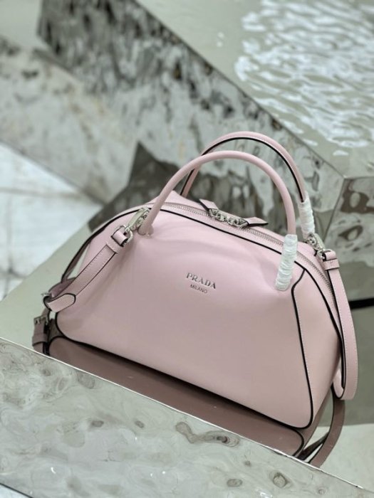 A bag leather 31 cm