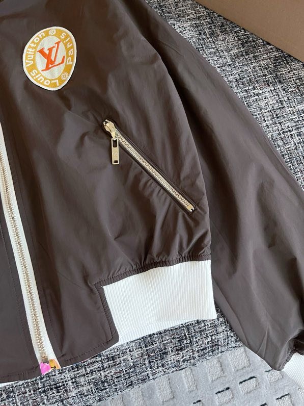 Jacket women's фото 5