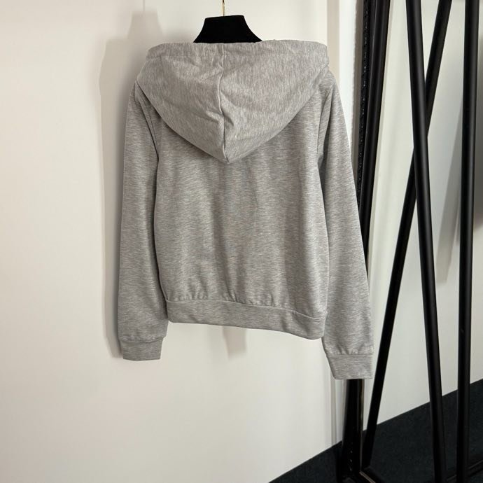 Костюм женский фото 4