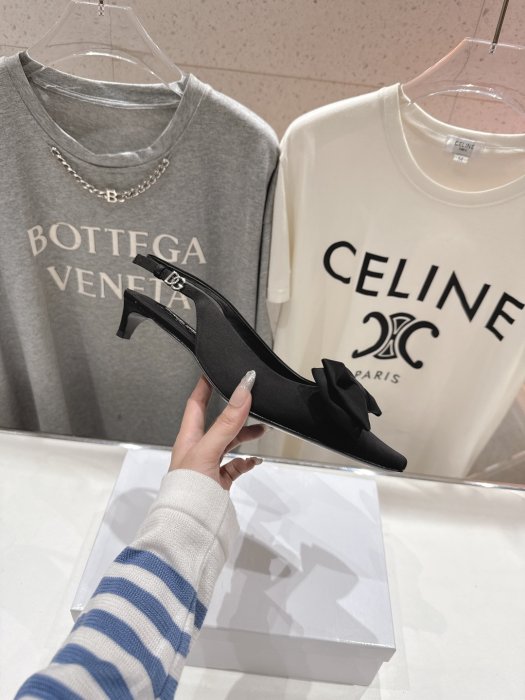 Босоніжки фото 4