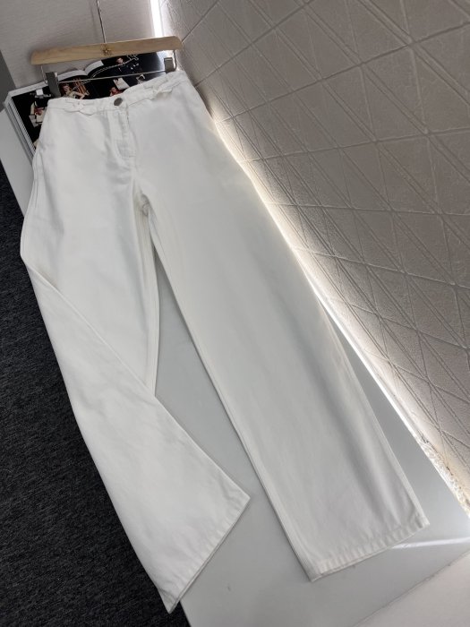 Джинсы женские фото 8