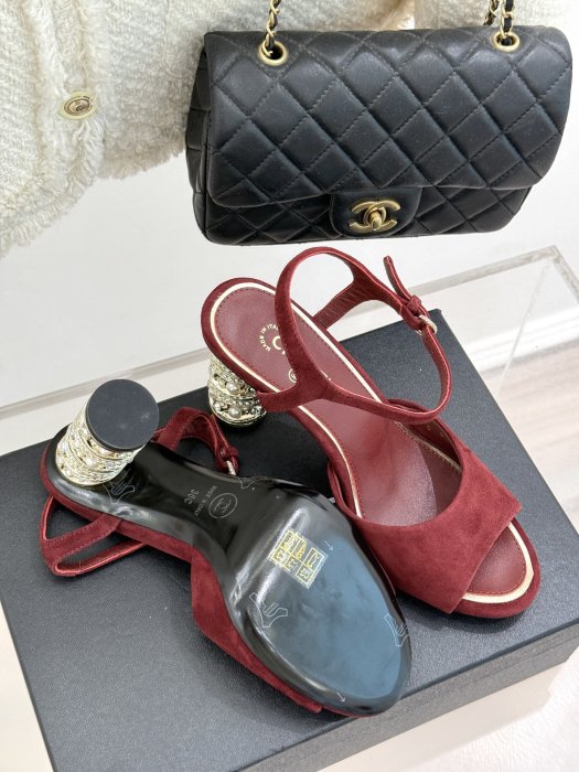 Босоножки фото 9