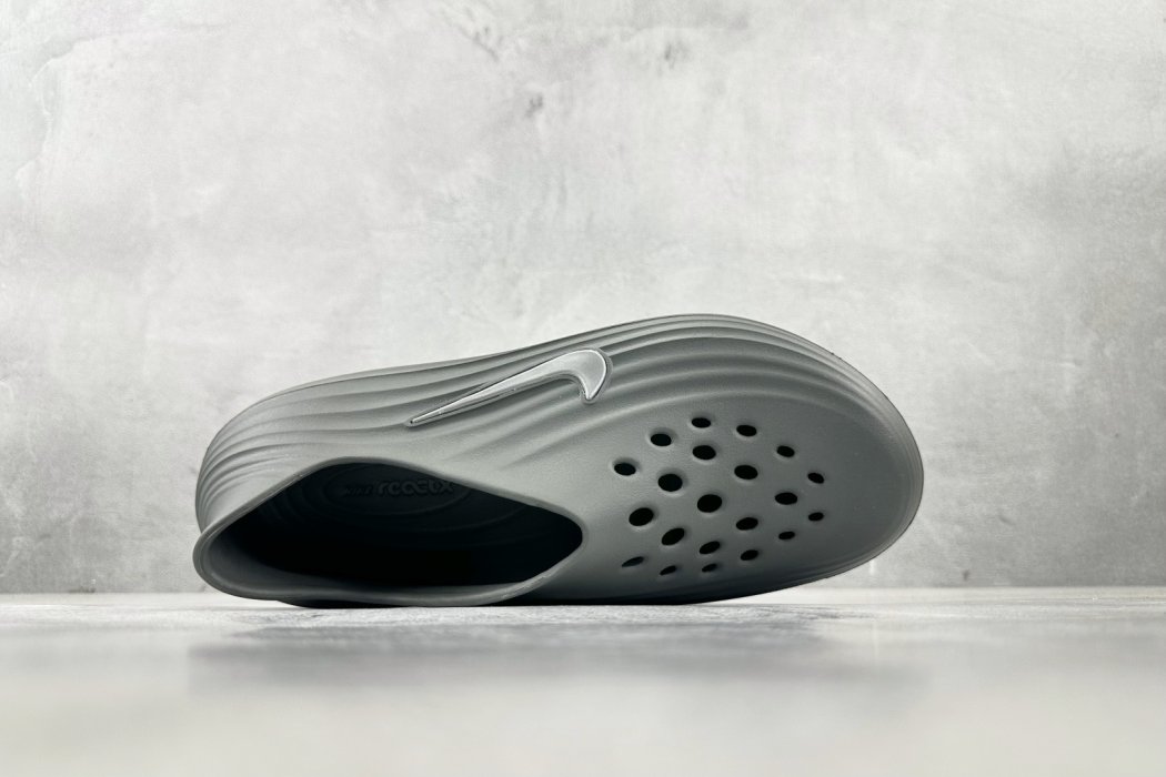 Кроссовки  Nike ReactX Rejuven8 фото 3