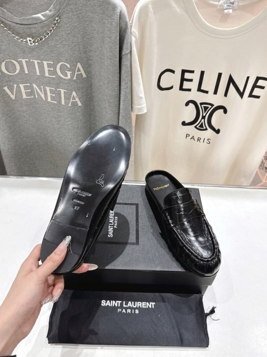 Мокасины кожаные женские фото 9