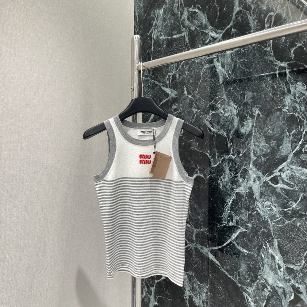 Майка женская