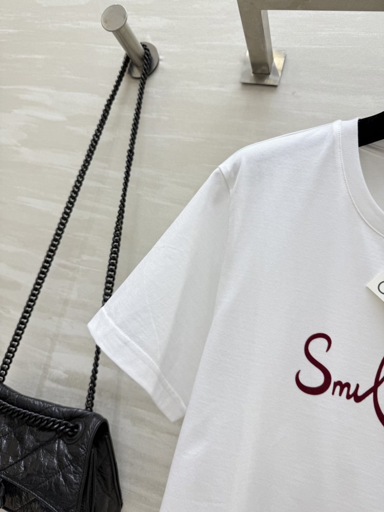 T-shirt women's фото 3