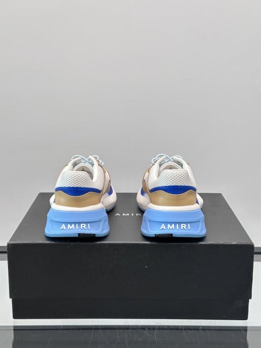 Кросівки чоловічі фото 8