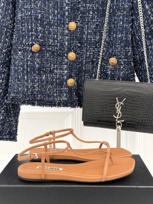 Сандалии женские