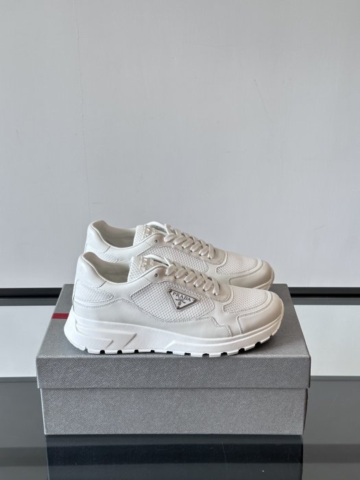 Кроссовки мужские