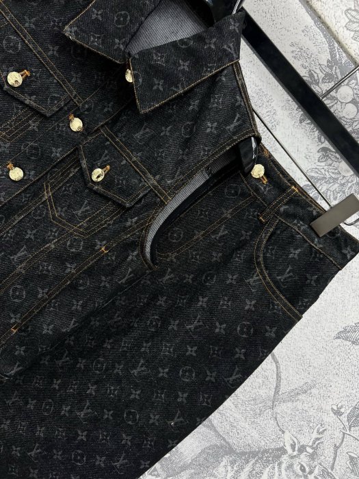 Костюм женский фото 6