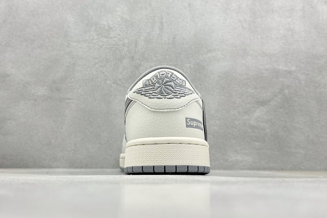 Кроссовки Fragment x Travis Scott x Supreme х Air Jordan 1 Low фото 6