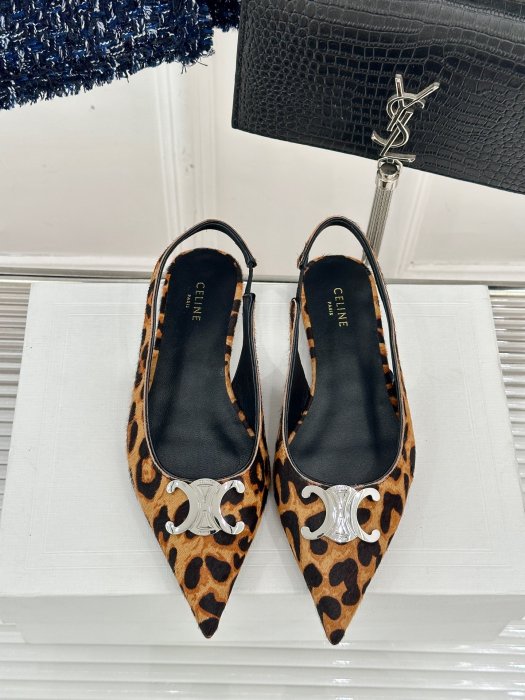 Босоножки фото 4