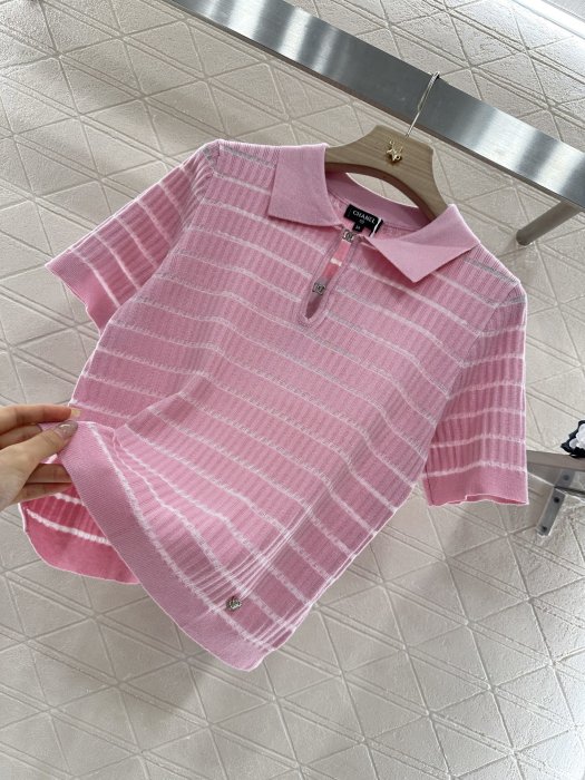 Футболка жіноча фото 6