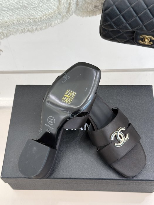 Босоножки фото 9