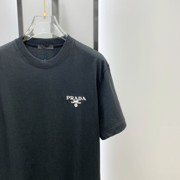 T-shirt men's фото 4