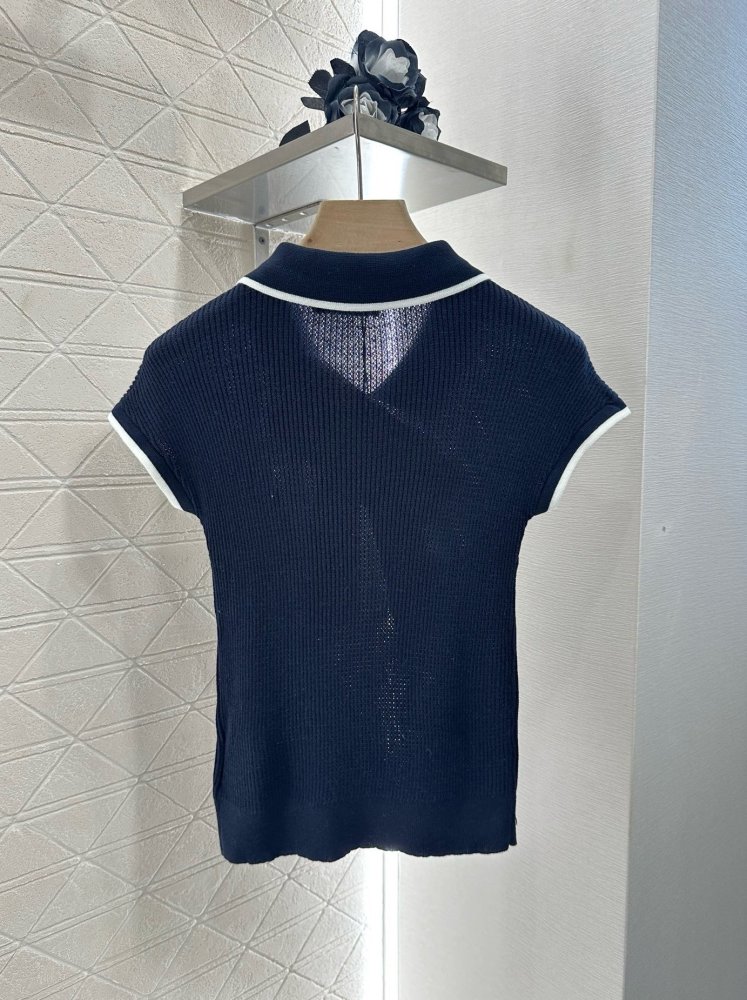 Футболка жіноча фото 2