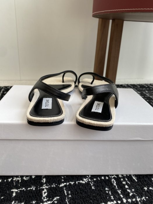 Сандалии женские фото 8