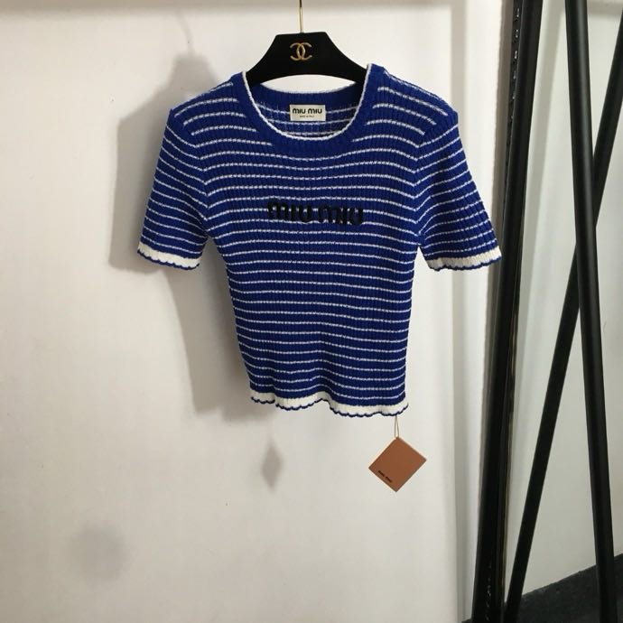 Костюм женский фото 7