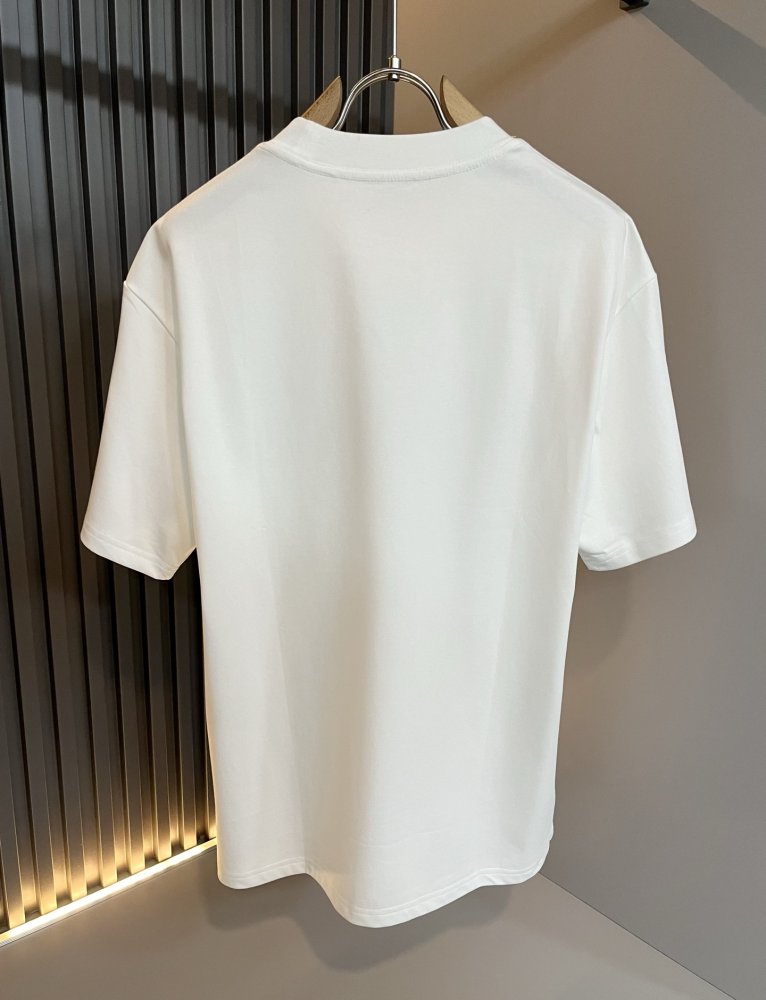 T-shirt men's фото 3