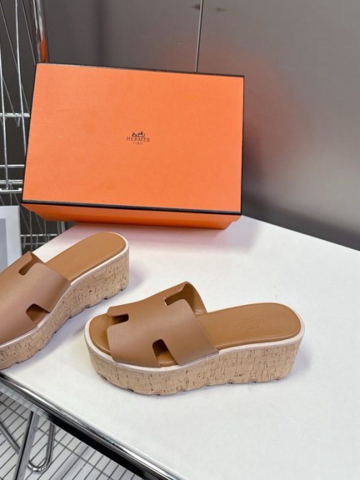 Босоножки фото 2