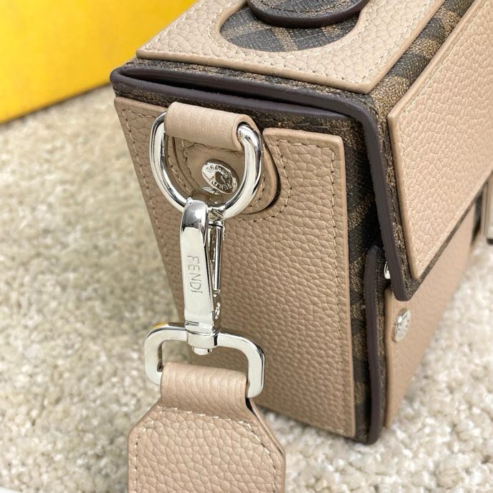 Сумка жіноча Baguette Soft Trunk 21 см фото 7