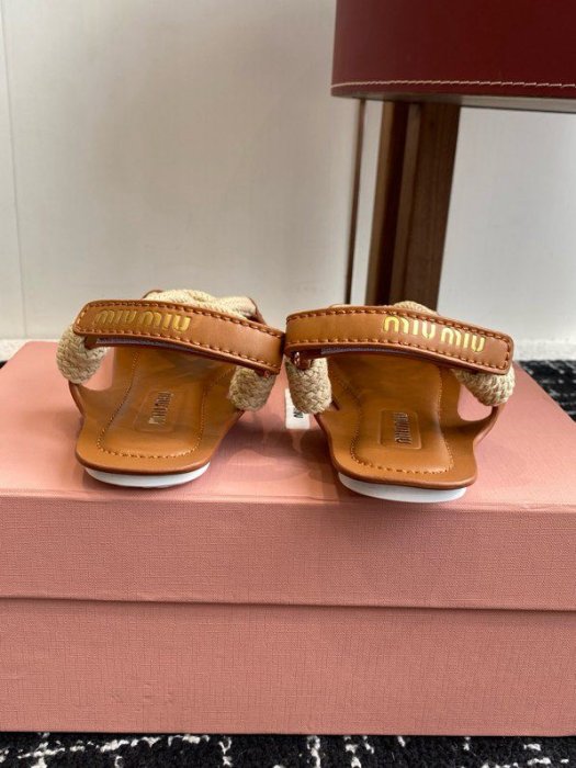 Сандалі фото 3