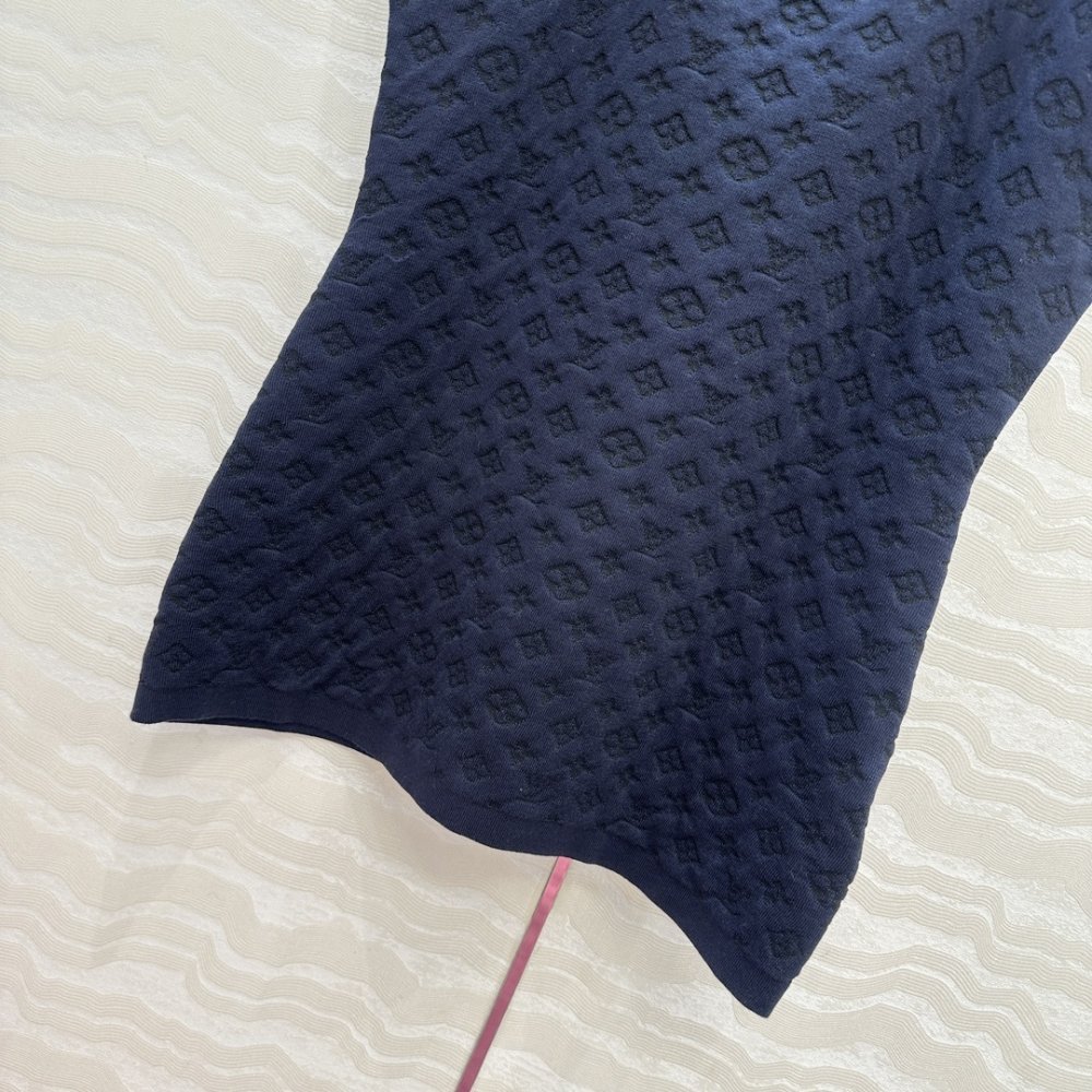 T-shirt women's фото 6