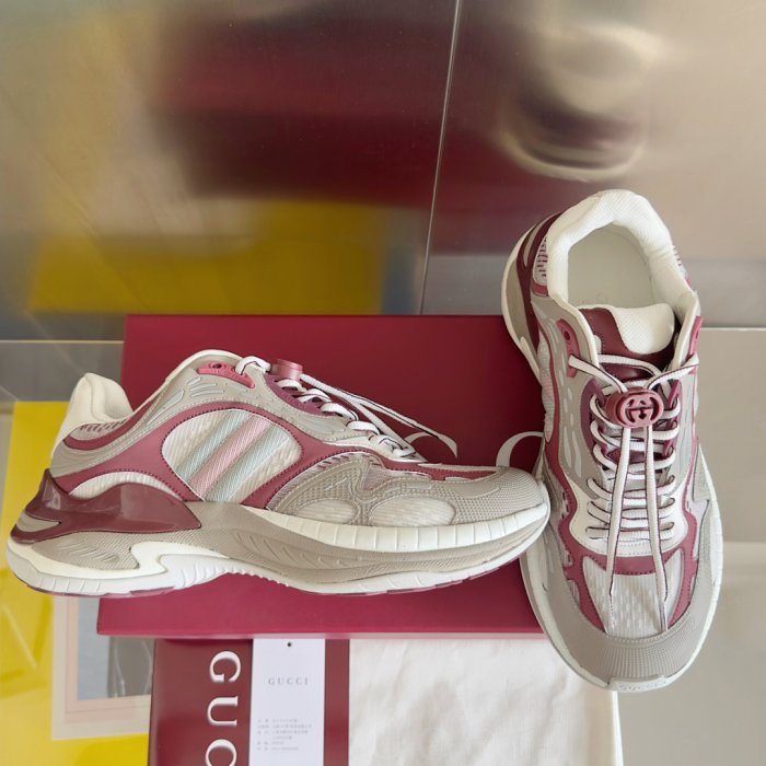 Кросівки фото 2