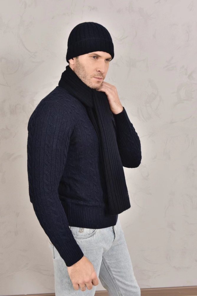 A cap and scarf of cashmere фото 3