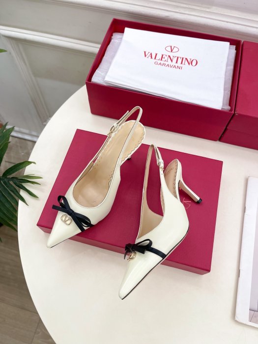 Босоножки фото 5