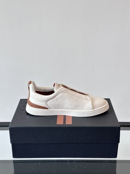 Кросівки чоловічі фото 8