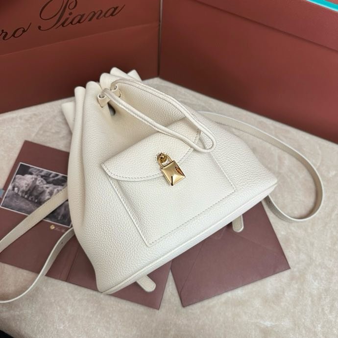 Backpack leather female Loro Piana Extra фото 5