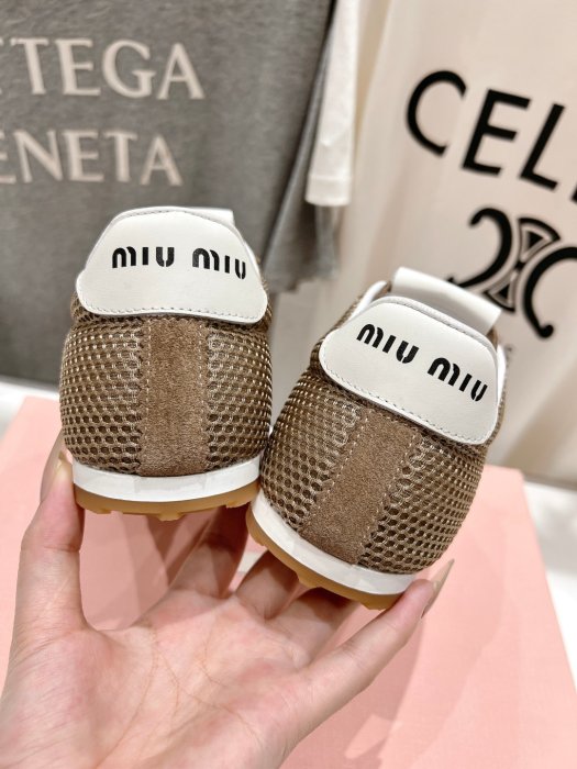 Кроссовки фото 6