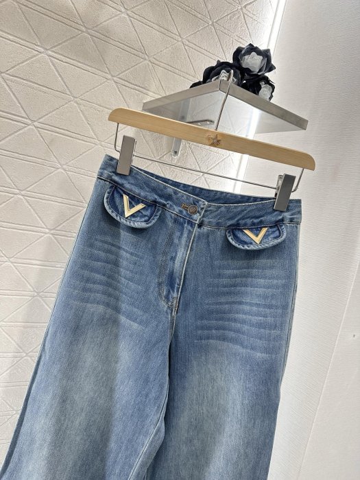 Джинсы женские фото 3