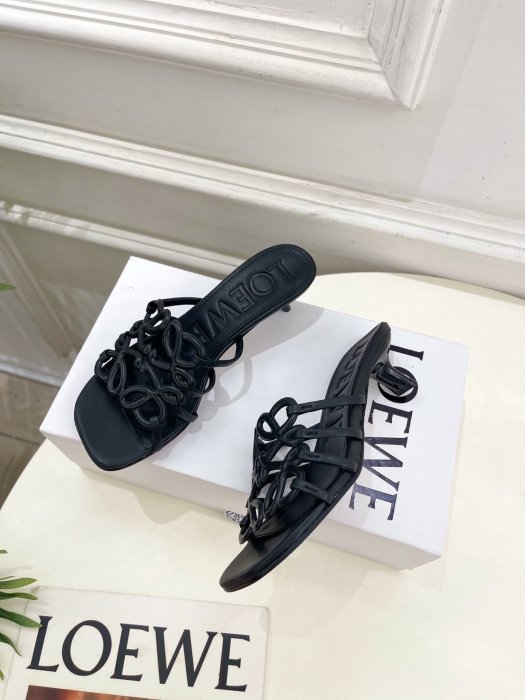 Босоножки фото 3