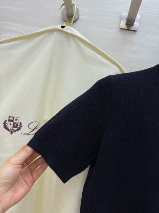 Costume female фото 3