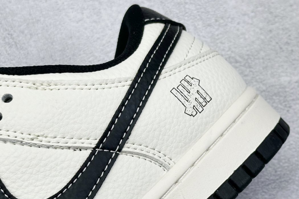 Кроссовки Nike SB Dunk Low x UNDEFEATED фото 9