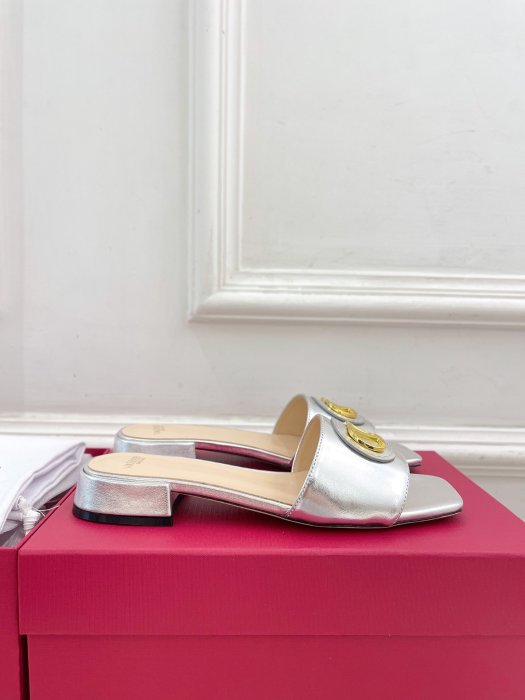 Босоножки фото 4