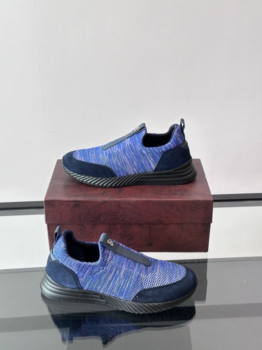 Кроссовки фото 4